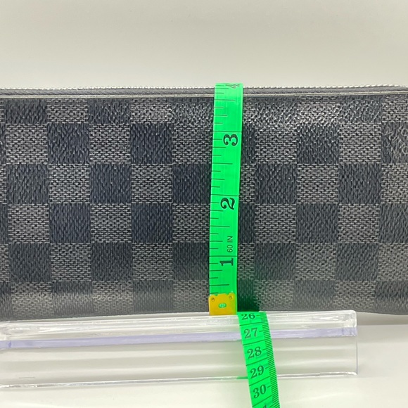 Louis Vuitton Graphite Damier Long Zippy Wallet - Picture 16 of 16